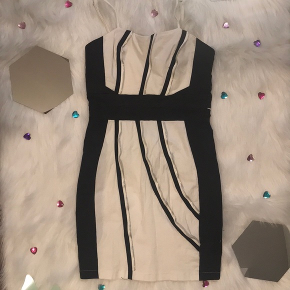 ✨ Bodycon Dress ✨ - Picture 1 of 5